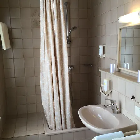 Hotel Im Lustgarten 3*