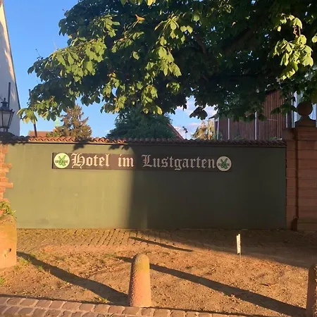 Im Lustgarten