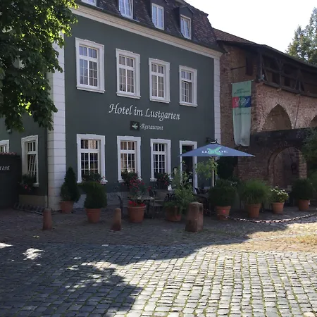 Hotel Im Lustgarten Ladenburg